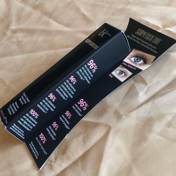it SUPERHERO Mascara - Picture 4 of 4